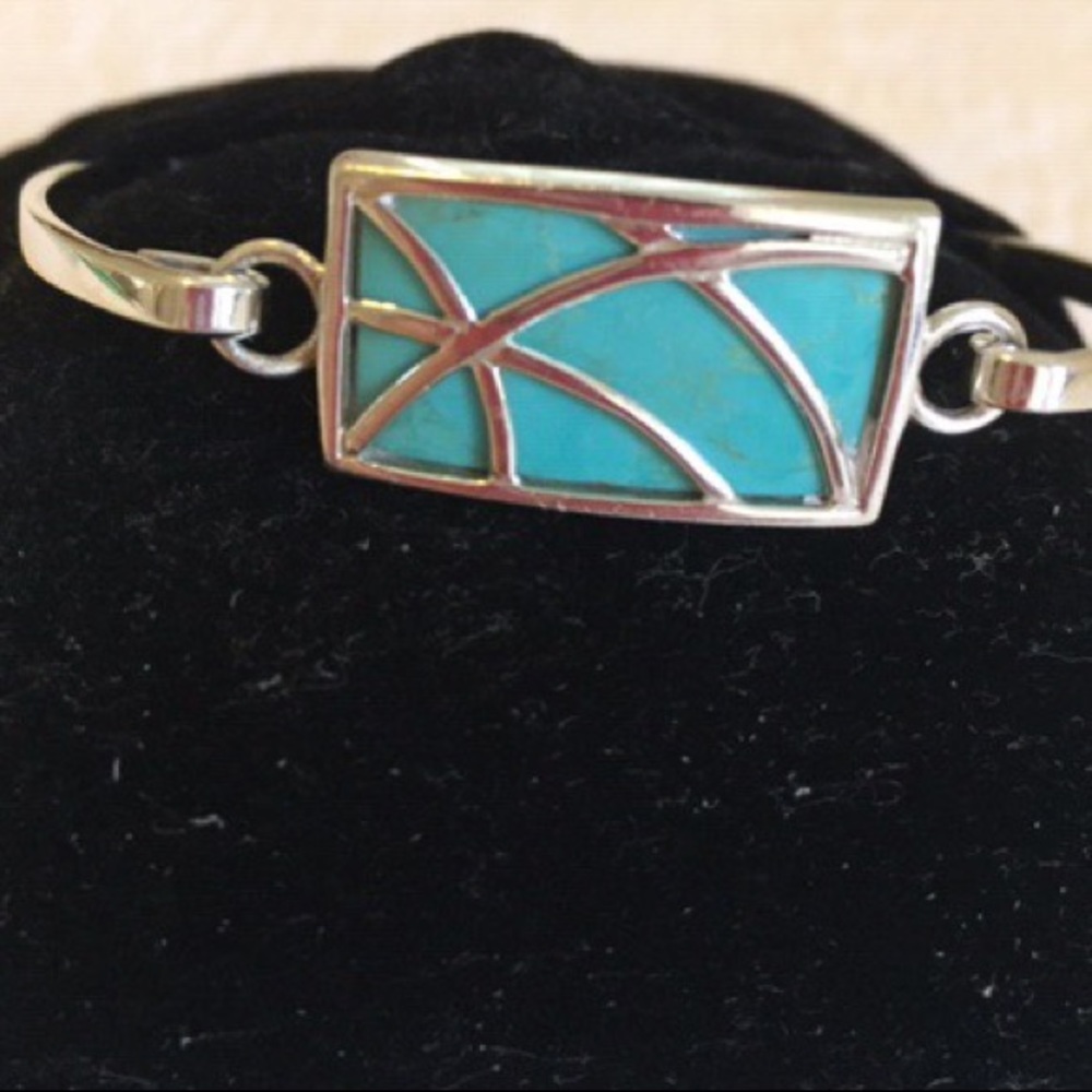 Sterling silver bracelet w/ Tiffany colored stone